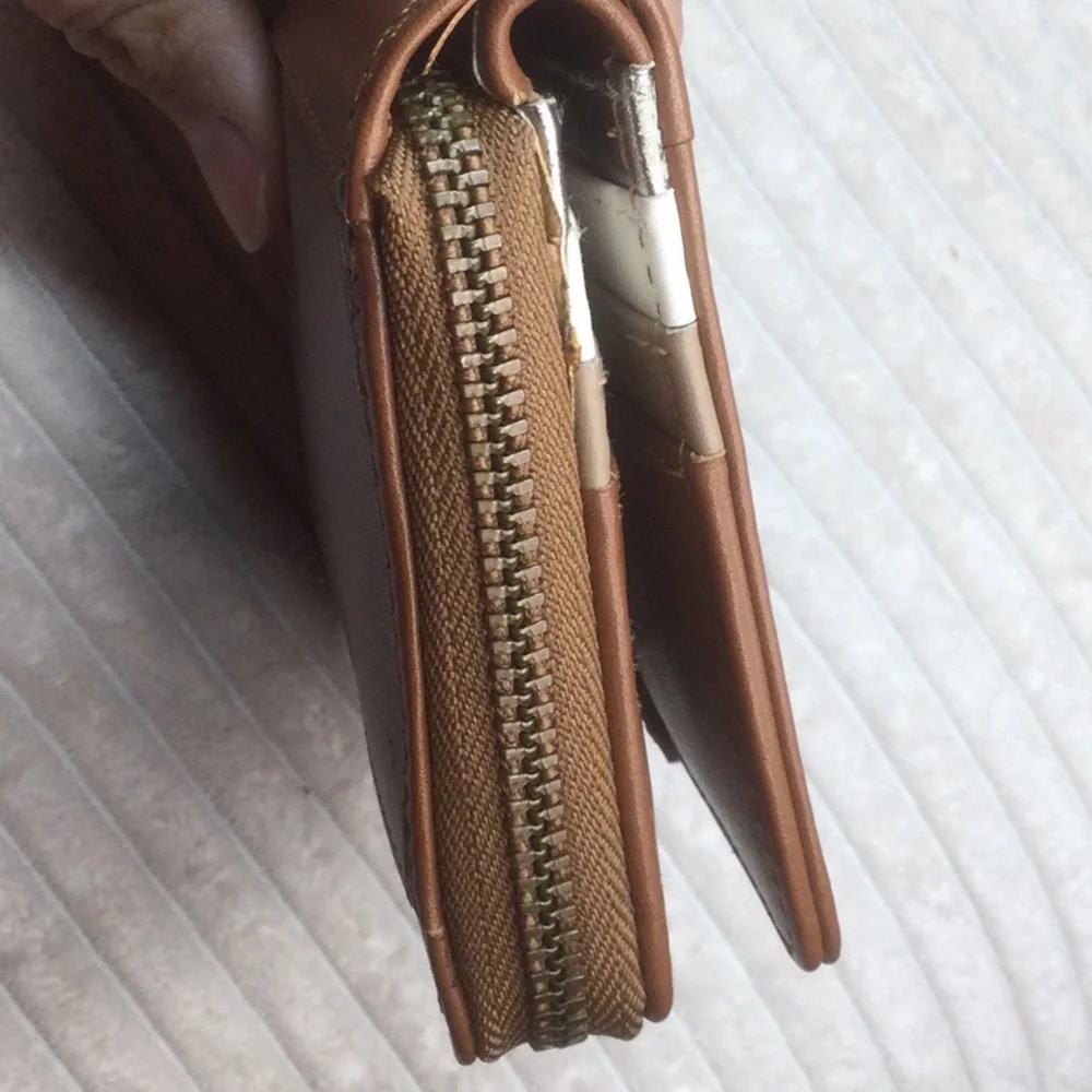 New tan brown leather wallet - Picture 12 of 13